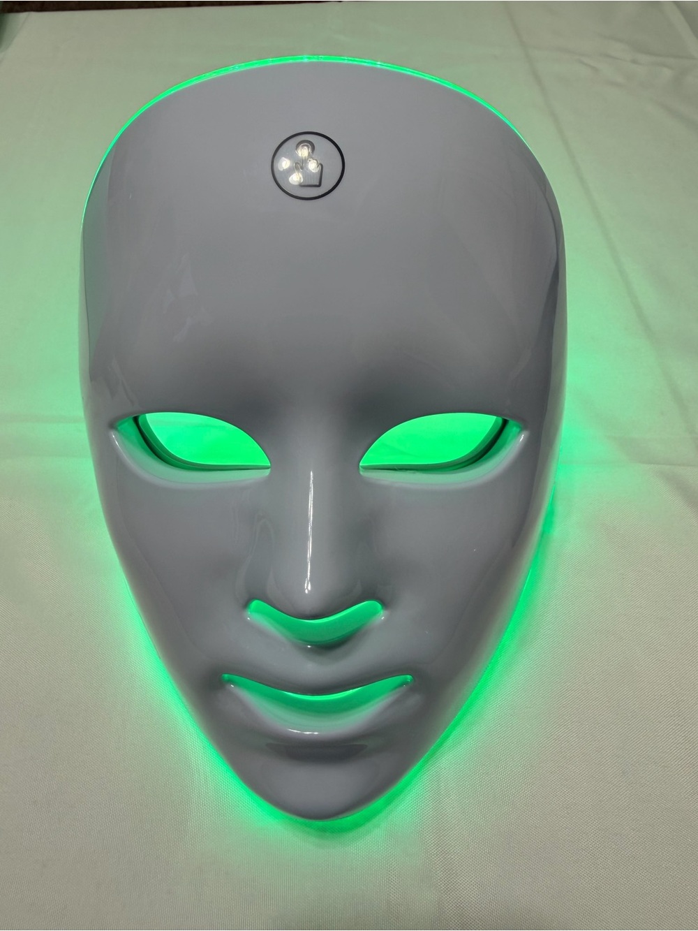 LED Light Therapy Face Mask in White - Picture 4 of 11